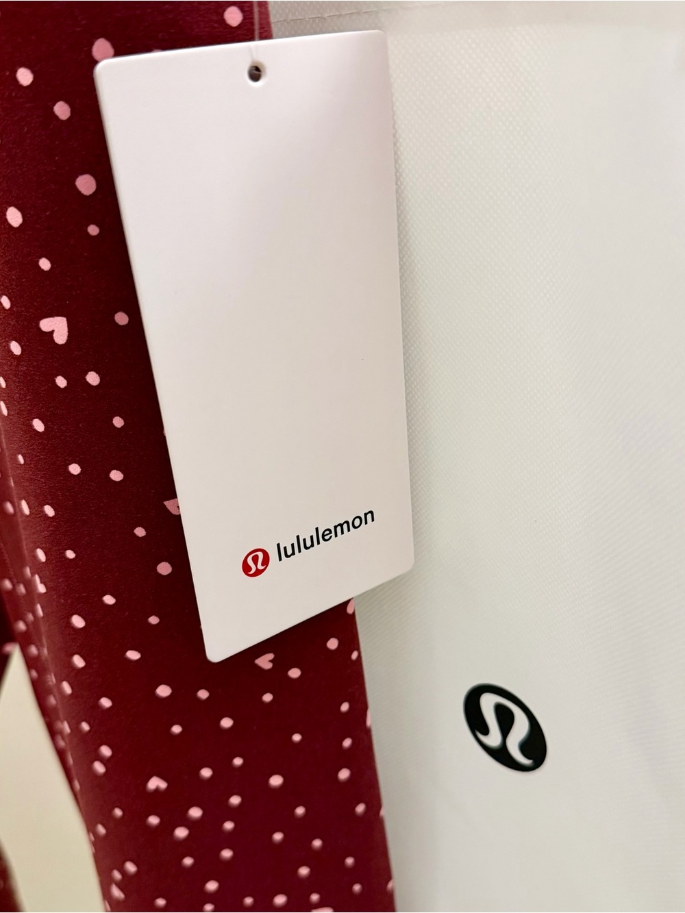 NWT Lululemon Align No Line HR Pant 28" Heart Dot Maroon Red Pink Size 6 - Picture 2 of 6